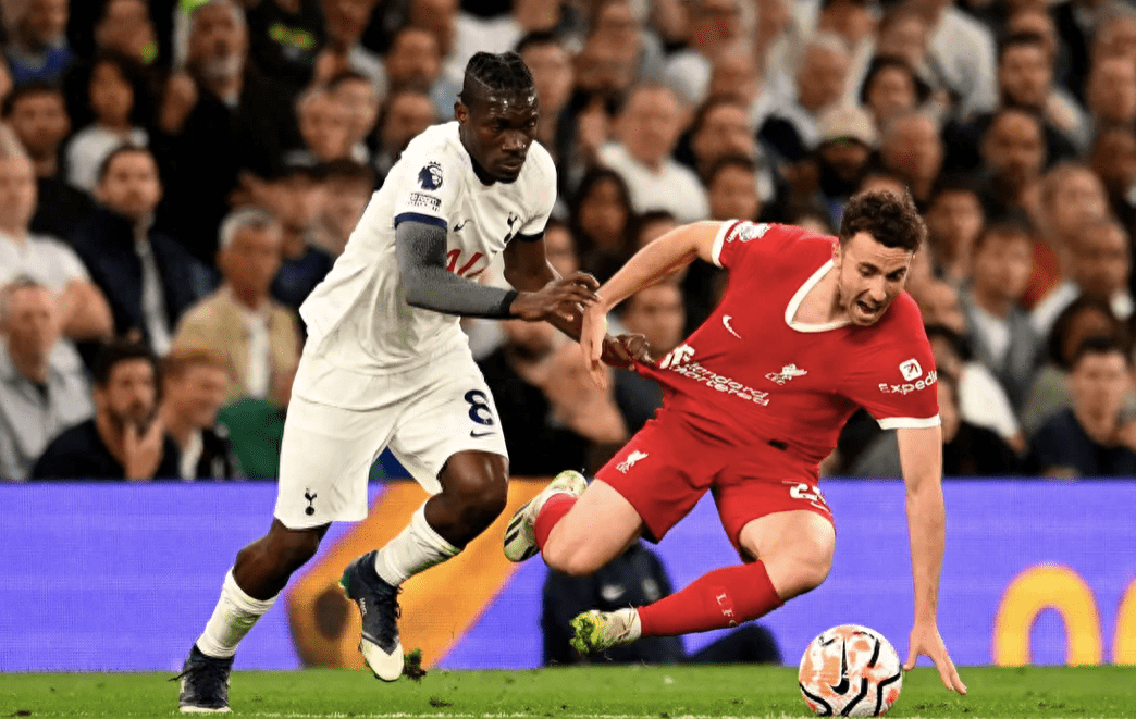 爱游戏- 安菲尔德奇迹全场回放詹俊解说 